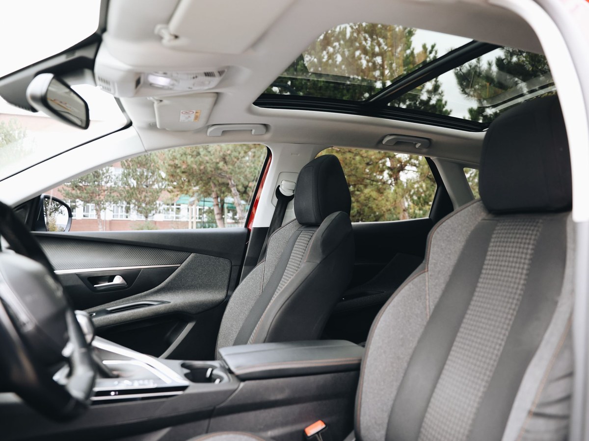 Glass Roof Sunshade